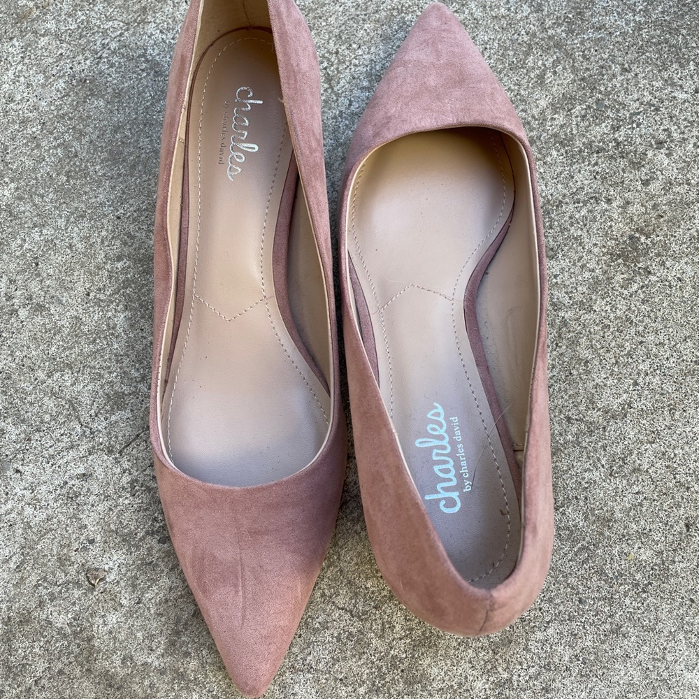 Pink suede kitten heels. Worn once. Excellent condition.